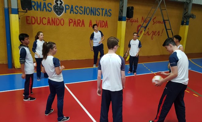 2019 - Voleibol com muita interao - Educao Fsica - 2 EM C