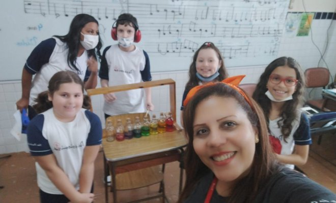 2022 - 4 Ano - Xilofone - Educao Musical - Educadora Dbora.