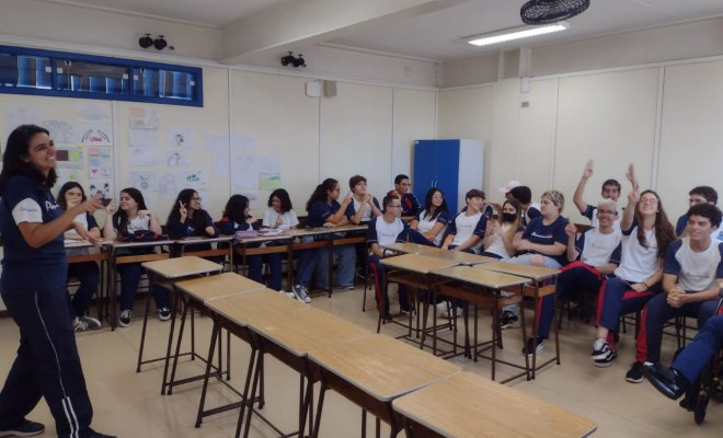 2023 - 3 Srie do Ensino Mdio conhecendo a lngua brasileira de sinais - Libras